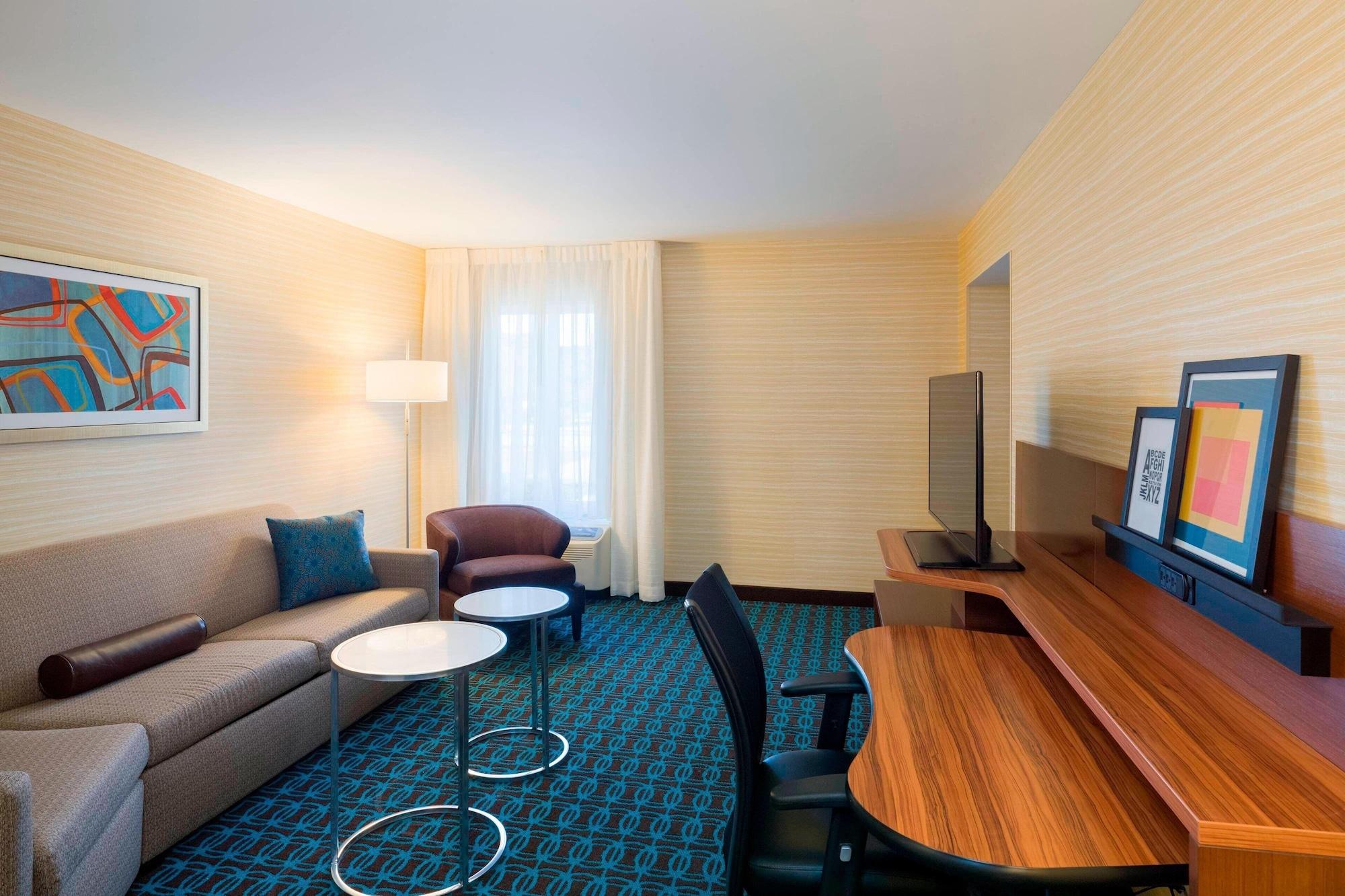 Fairfield Inn & Suites By Marriott Парамус Экстерьер фото